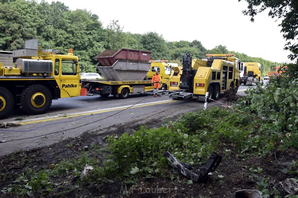 Schwerer VU A 3 Rich Oberhausen Hoehe AK Leverkusen P619.JPG - Miklos Laubert